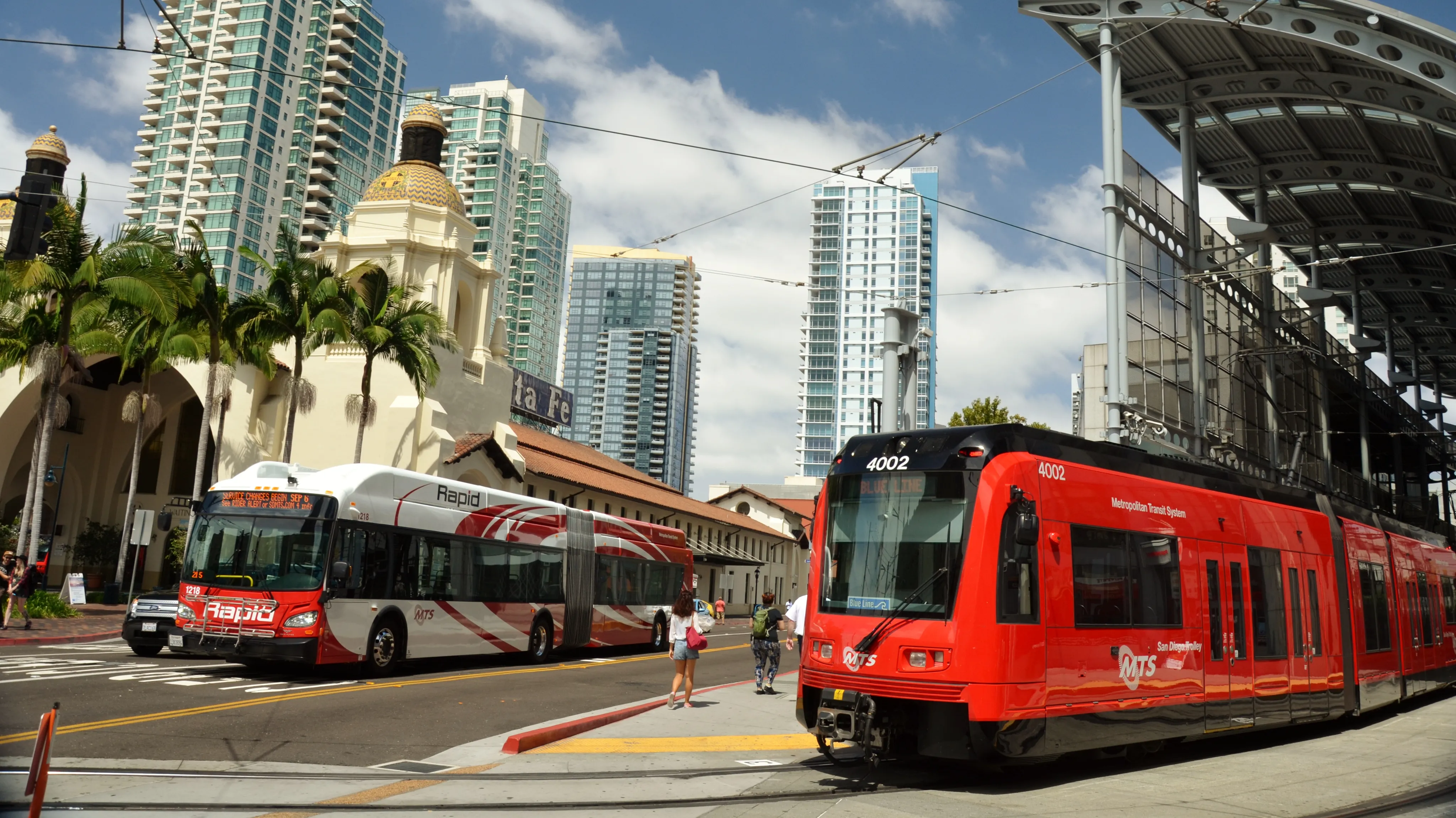 Public transportation options in San Diego