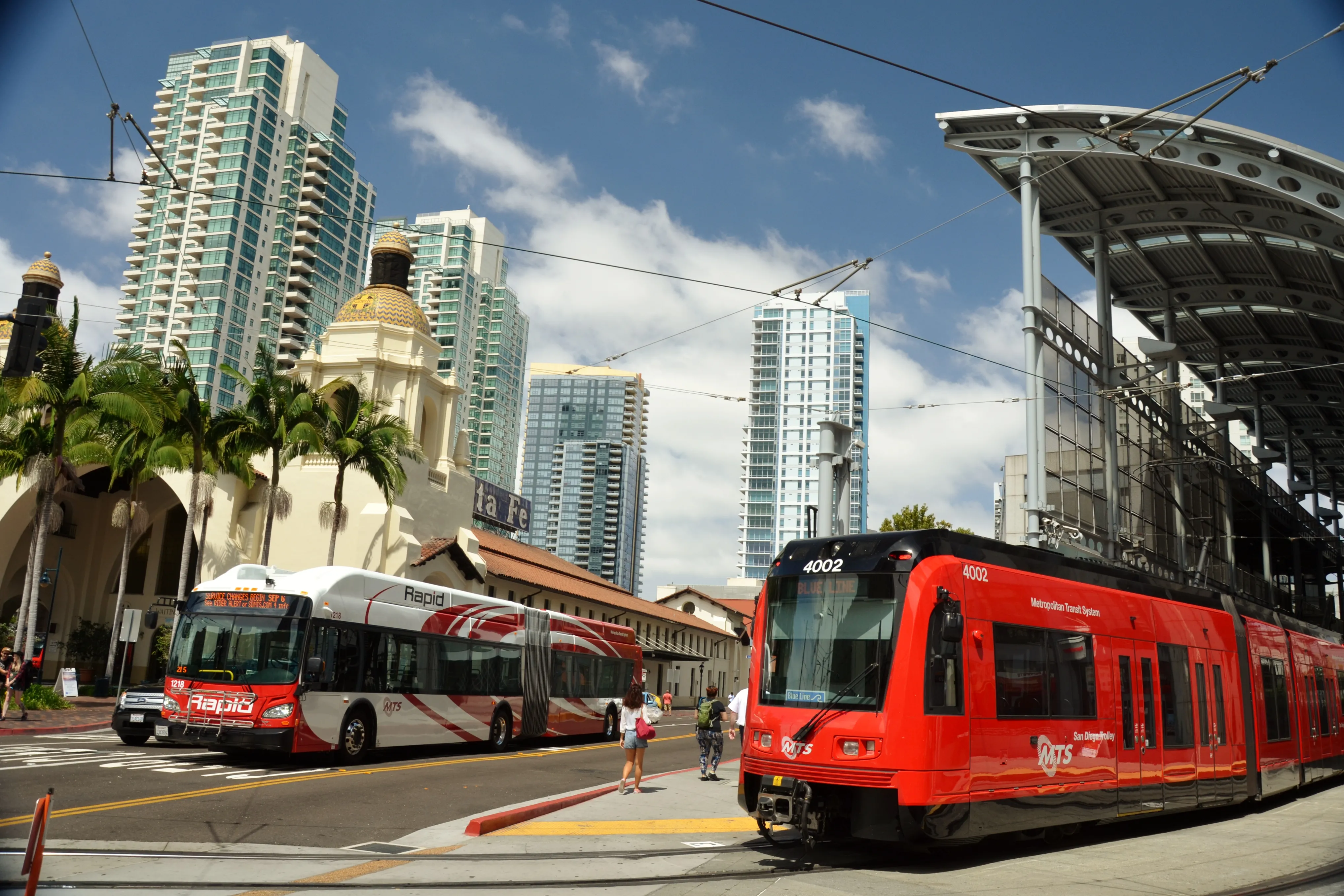 Public transportation options in San Diego